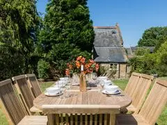 Yew Tree Farmhouse